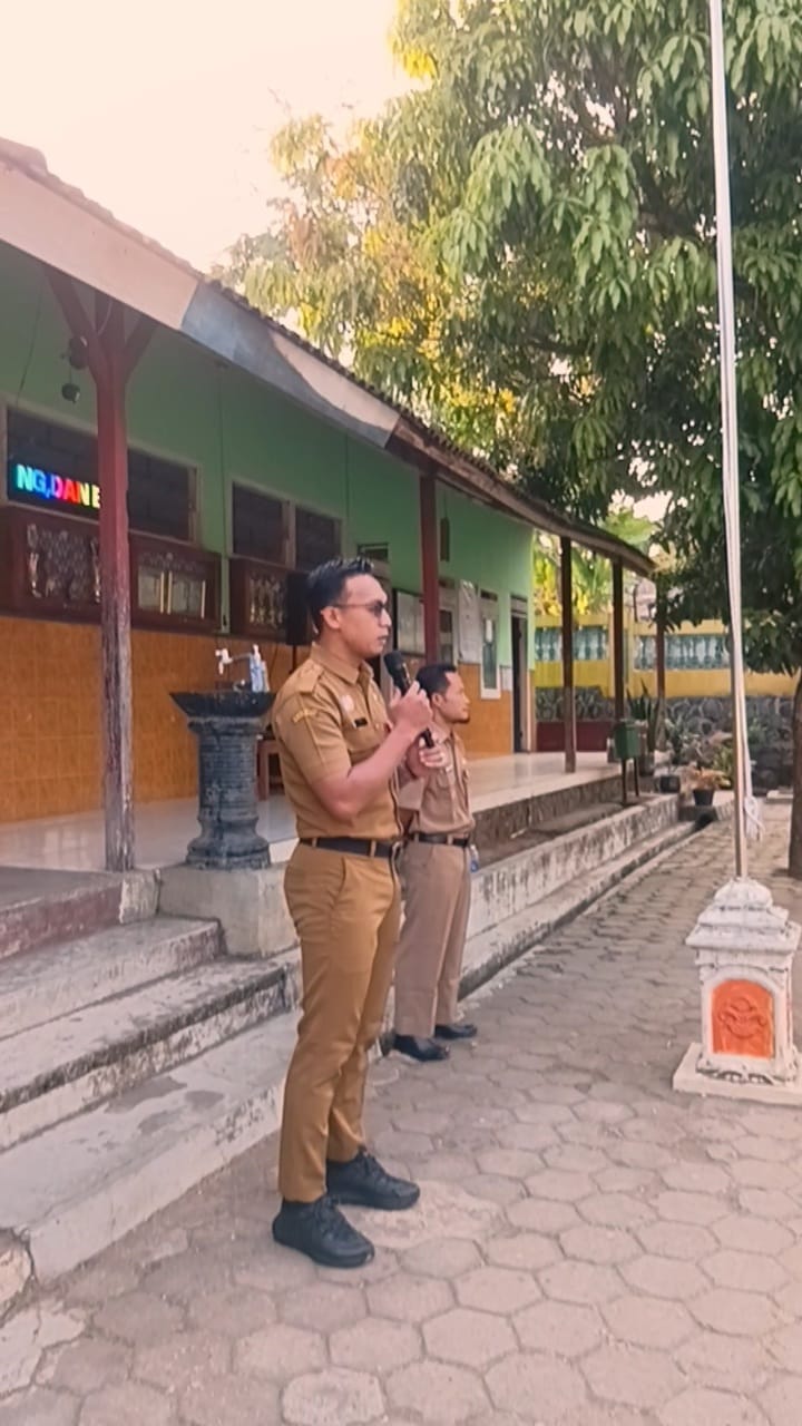 Pembukaan MPLS Ramah 2026 Kepala SD Negeri 1 Pelem Pembukaan MPLS Ramah 2026 Kepala SD Negeri 1 Pelem